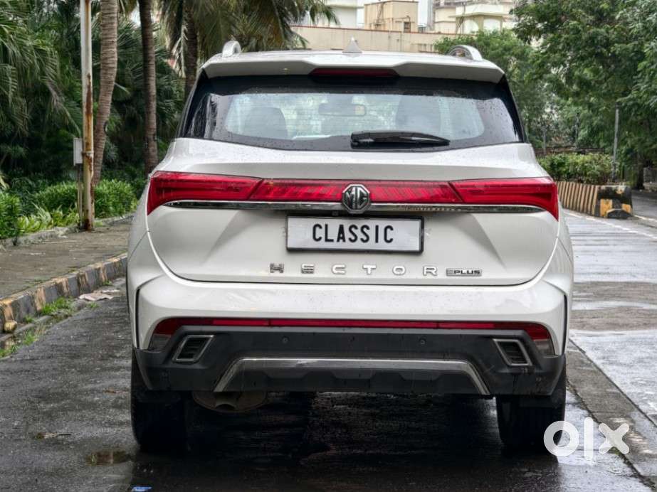 Mg Hector Plus Sharp Pro 1.5 Turbo Petrol Cvt 7 Str, 2024, Petrol