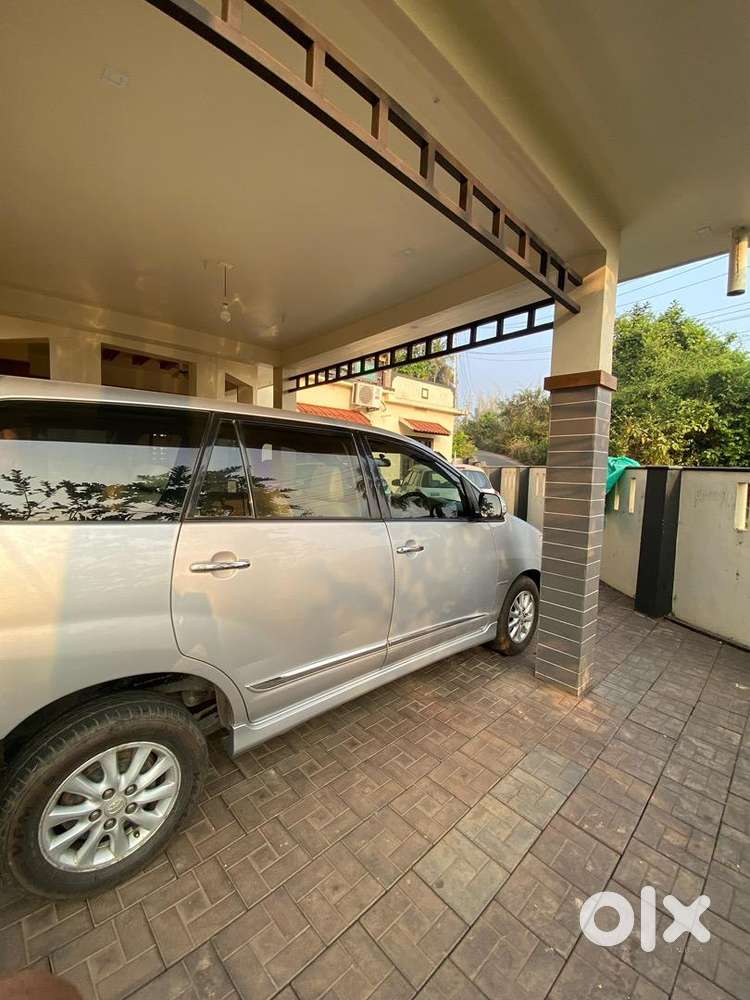 Toyota Innova 2013 Diesel 135000 Km Driven