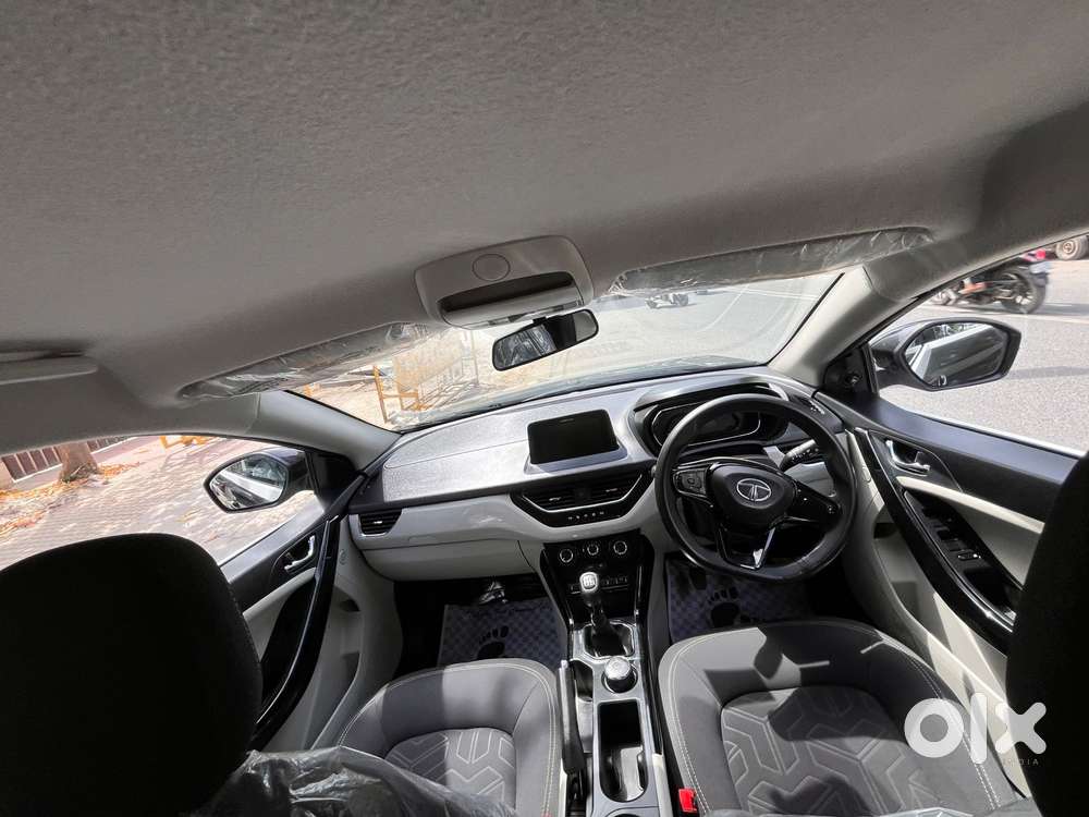 Tata Nexon 1.5 Revotorq Xz Plus Dual Tone, 2021, Petrol