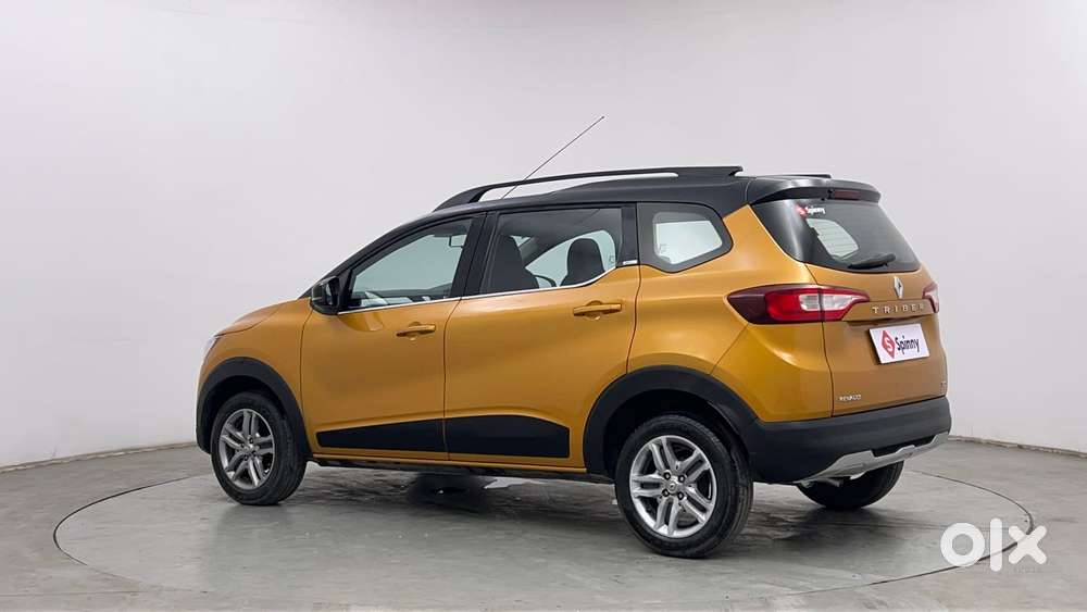 Renault Triber 1.0 Rxz Dual Tone, 2021, Petrol