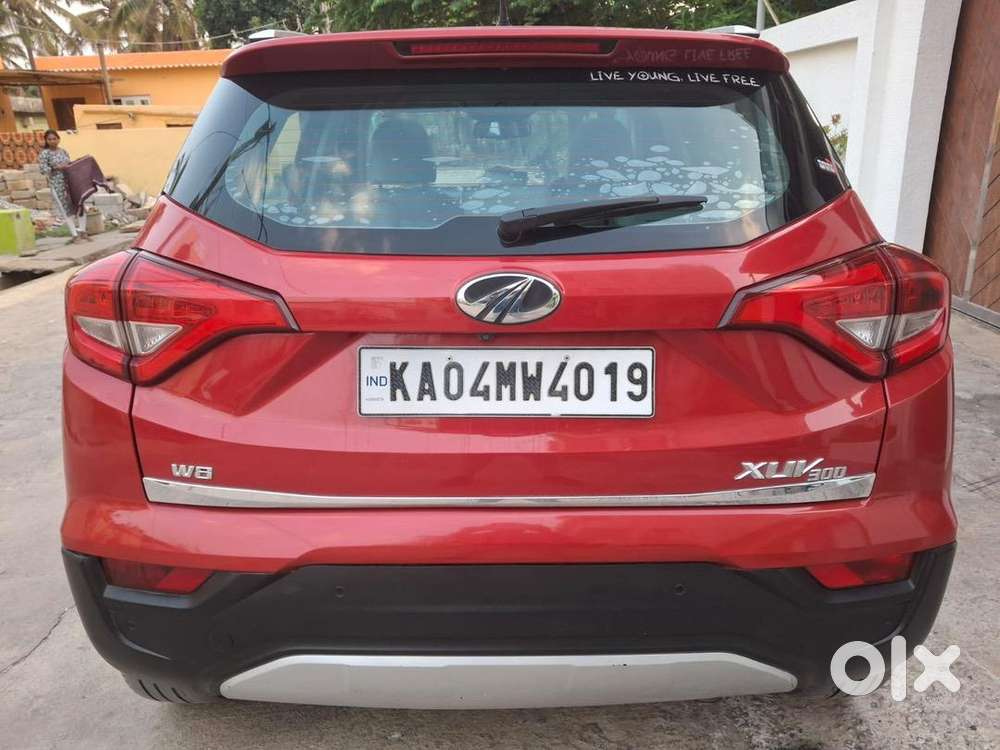 Showroom Condition Sunroof Xuv300