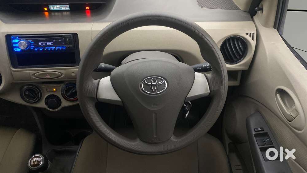 Toyota Etios Liva 2014-2016 G, 2015, Petrol