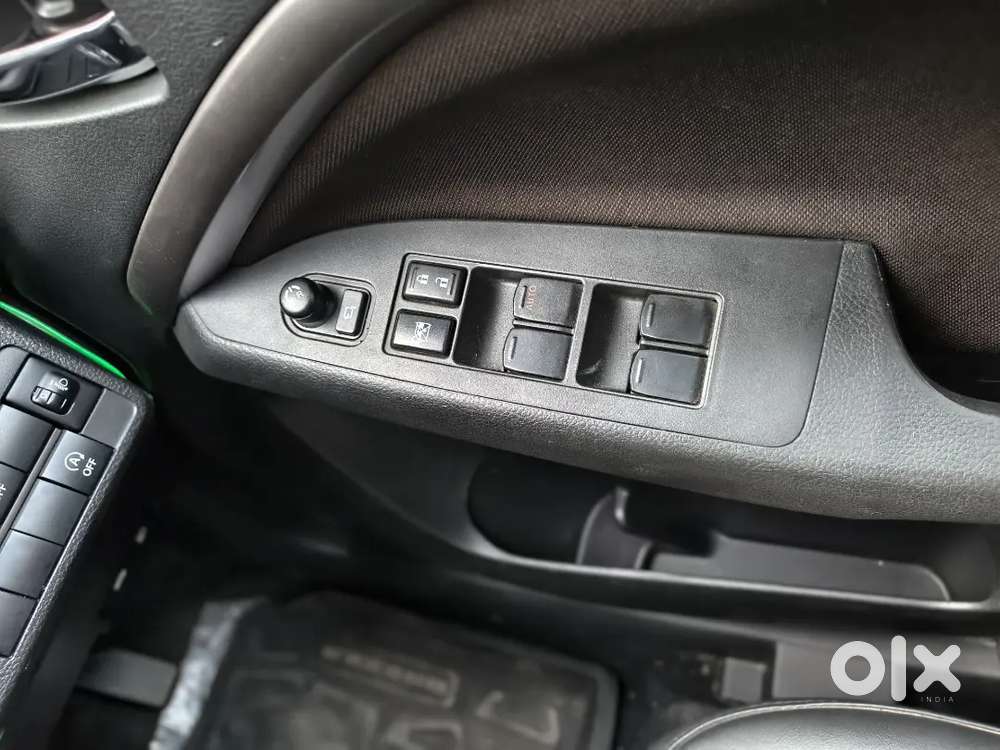 Maruti Suzuki Brezza 2025 Petrol 8000 Km Driven