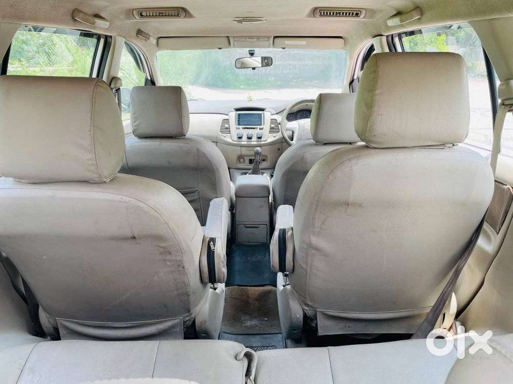 Toyota Innova 2.5 Gx 7 Seater Bs Iv, 2013, Diesel