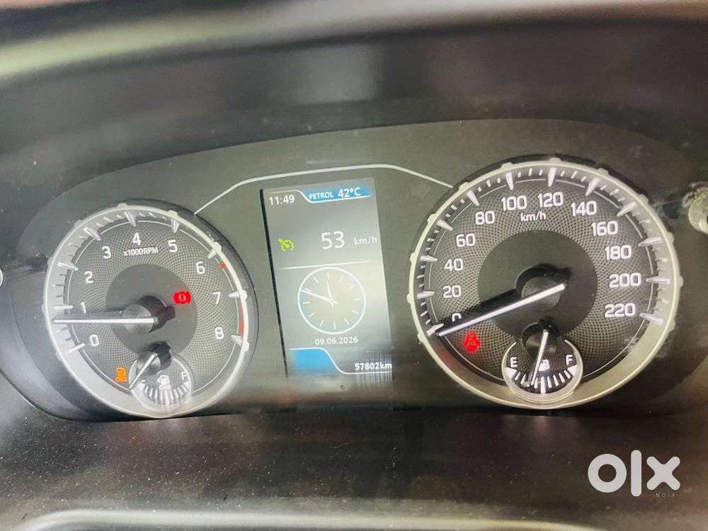 Maruti Suzuki Brezza 1.5 Zxi Cng, 2024, Cng & Hybrids