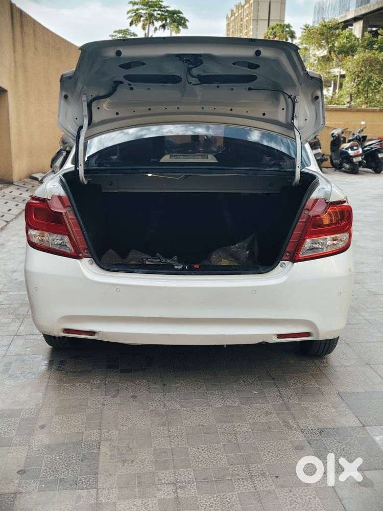 Maruti Suzuki Dzire Vxi Ags, 2021, Petrol