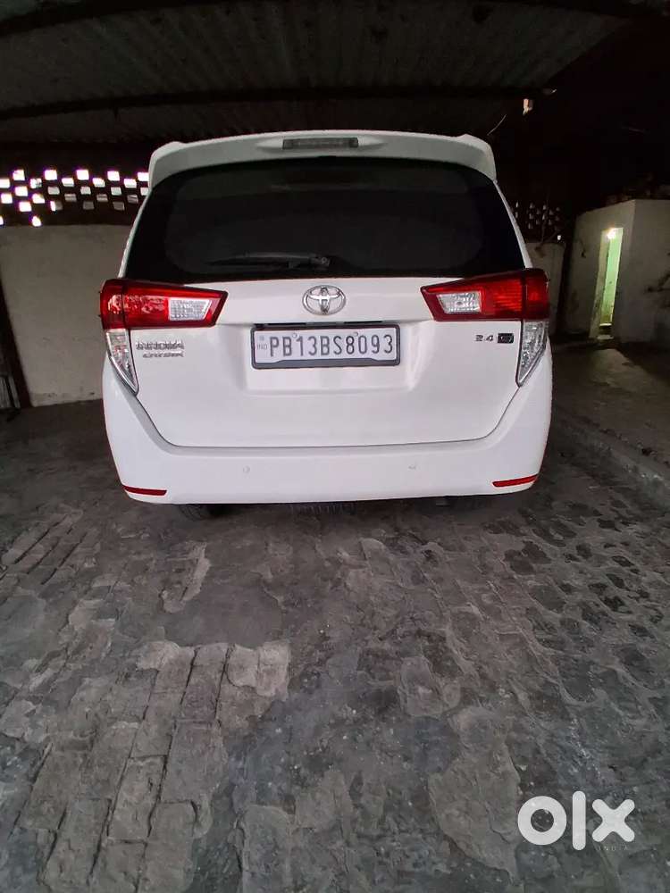 Toyota Innova Crysta 2017 Diesel 130000 Km Driven