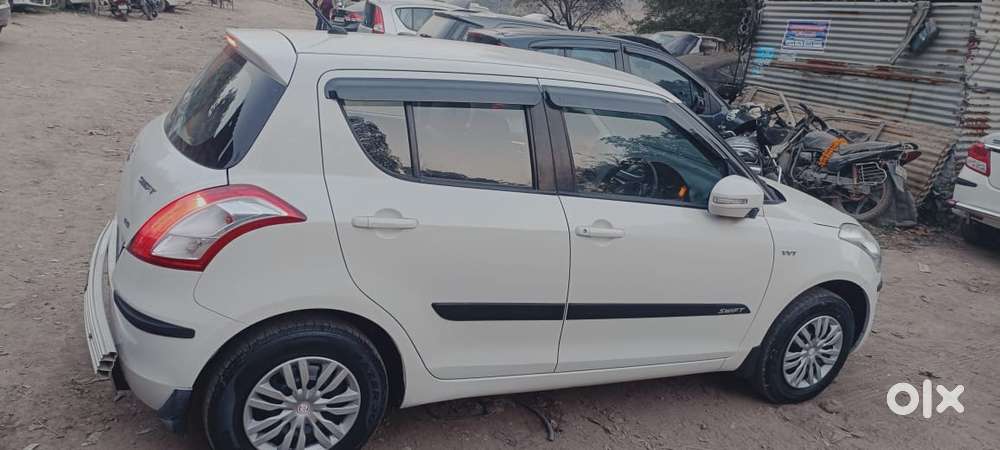 Maruti Suzuki Swift Vxi Optional, 2013, Petrol