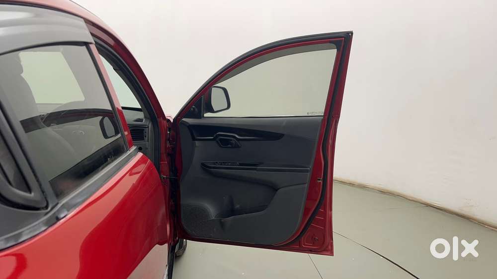 Mahindra Kuv100 Nxt 1.2 K4 Plus Diesel 6 Str, 2018, Petrol