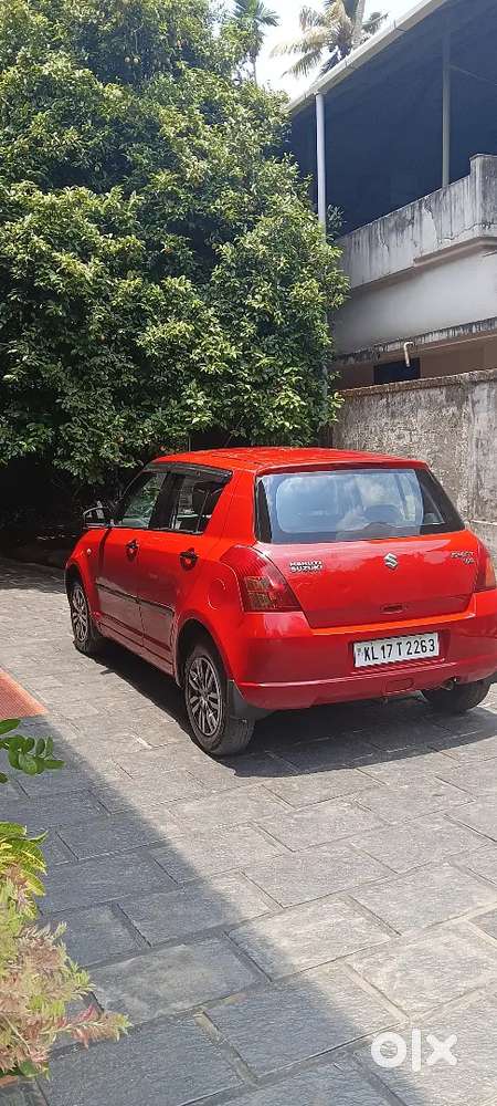 Maruti Suzuki Swift 2006 Petrol 98000 Km Driven