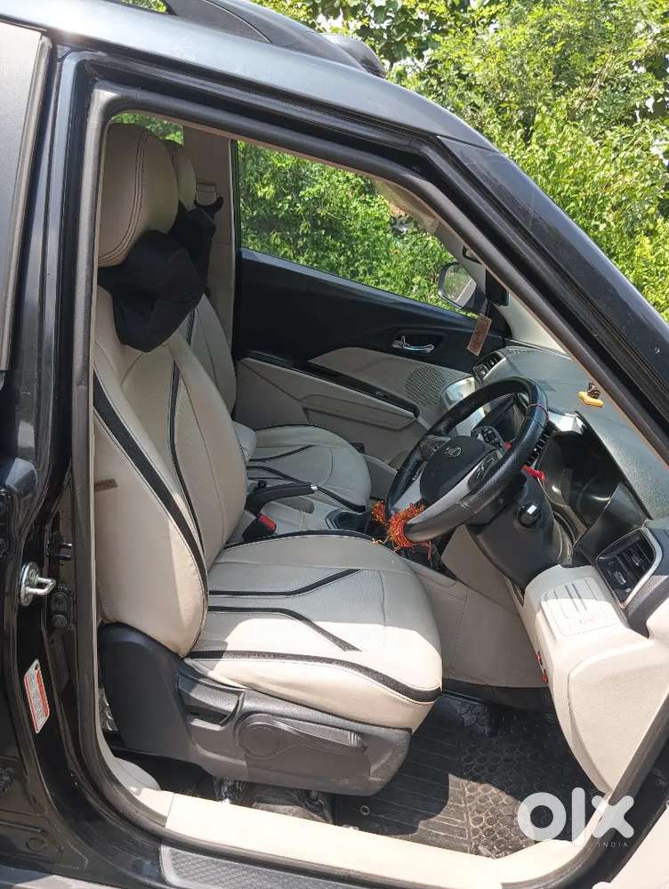 Mahindra Xuv300 Petrol 2022