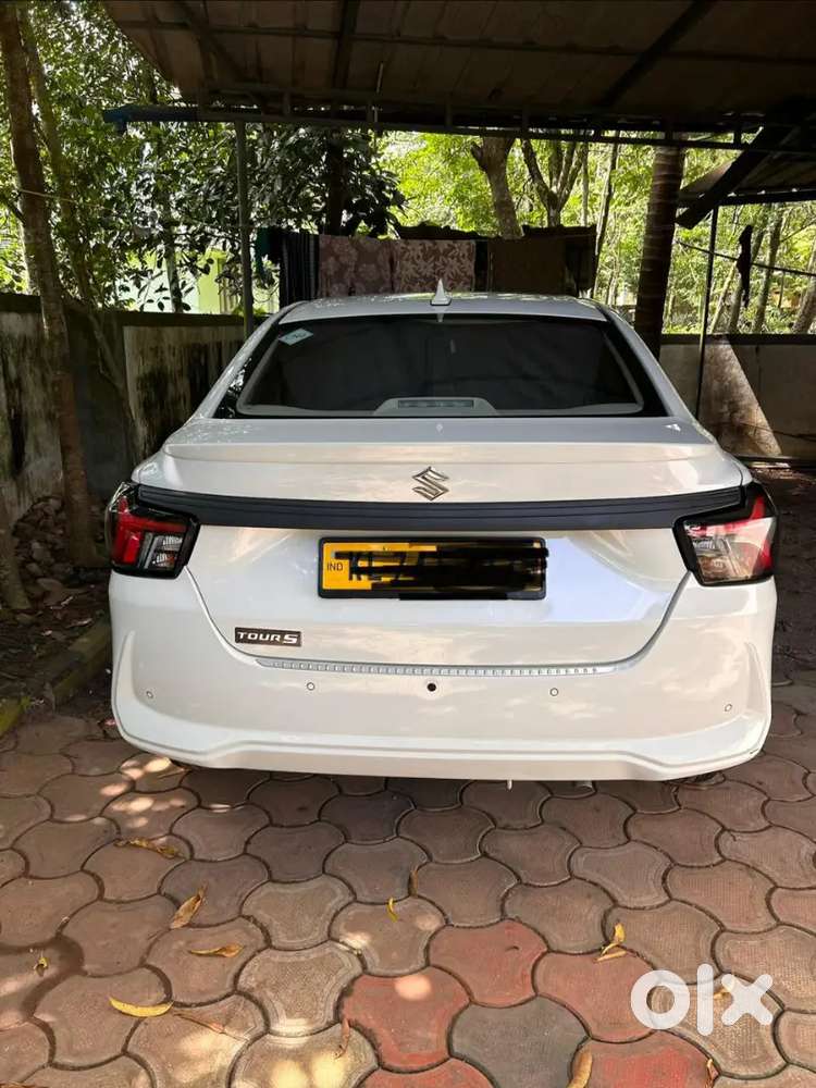 Maruti Suzuki Dzire 2025 Cng & Hybrids 20000 Km Driven