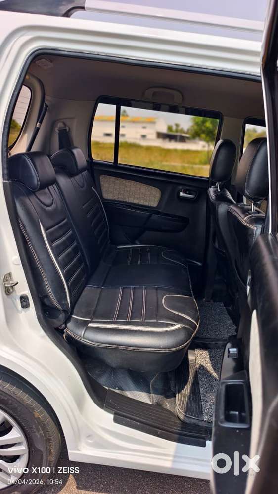 Maruti Suzuki Wagon R Vxi Optional, 2017, Petrol