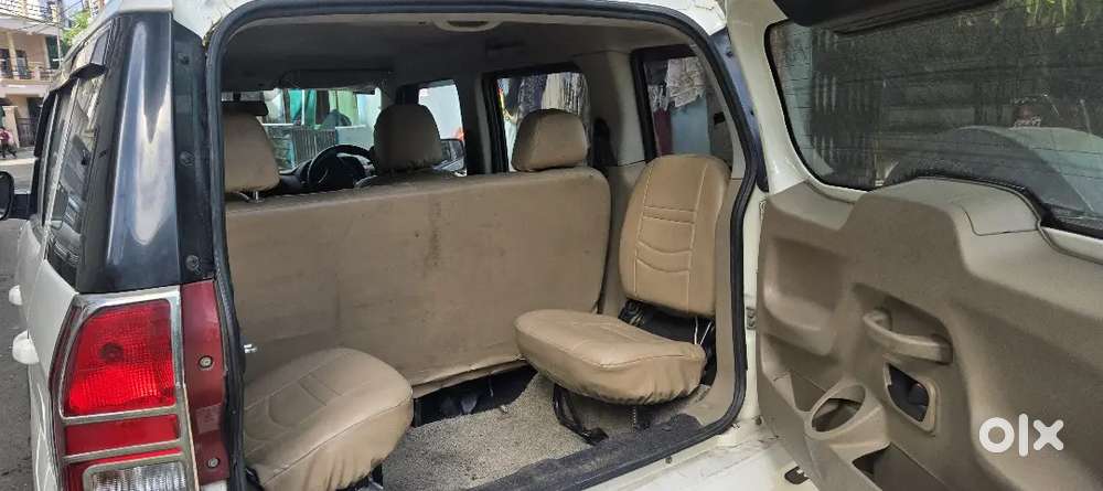 Mahindra Tuv 300 2017 Diesel Good Condition