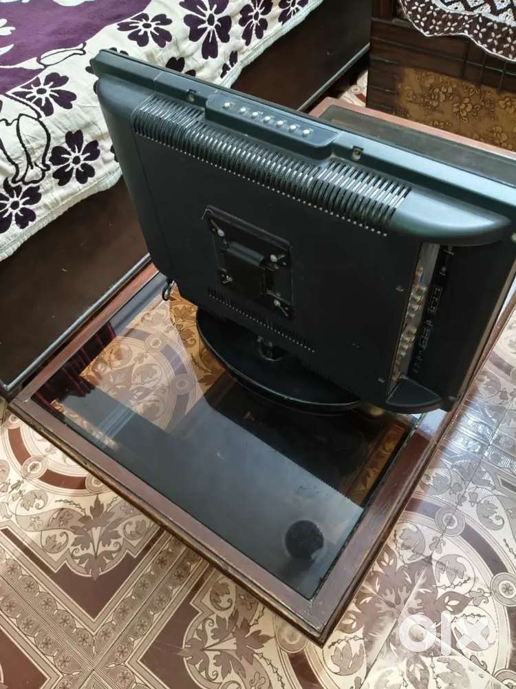 Lcd tv clean  working good not fault before