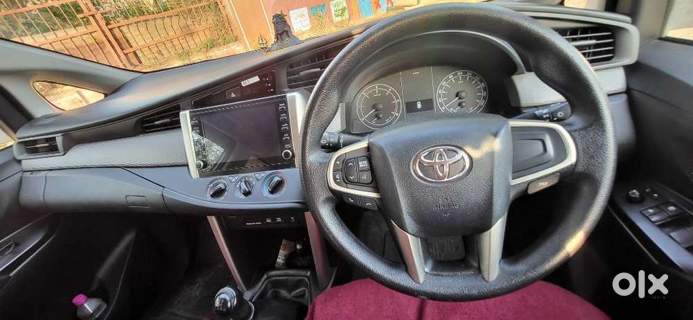 Toyota Innova Crysta 2.4 G Mt 7 Str, 2022, Diesel
