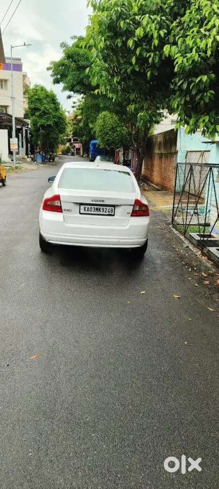 Volvo S80 3.2  2009 Petrol 117000 Km Driven