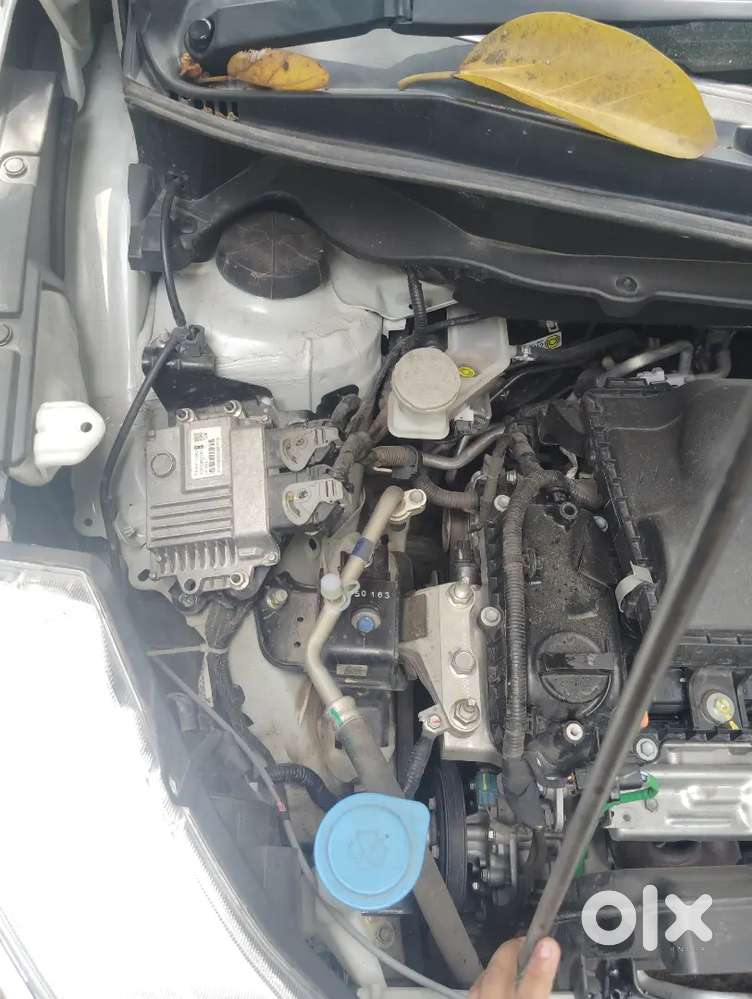 Ertiga Vxi Cng Anniversary 2025