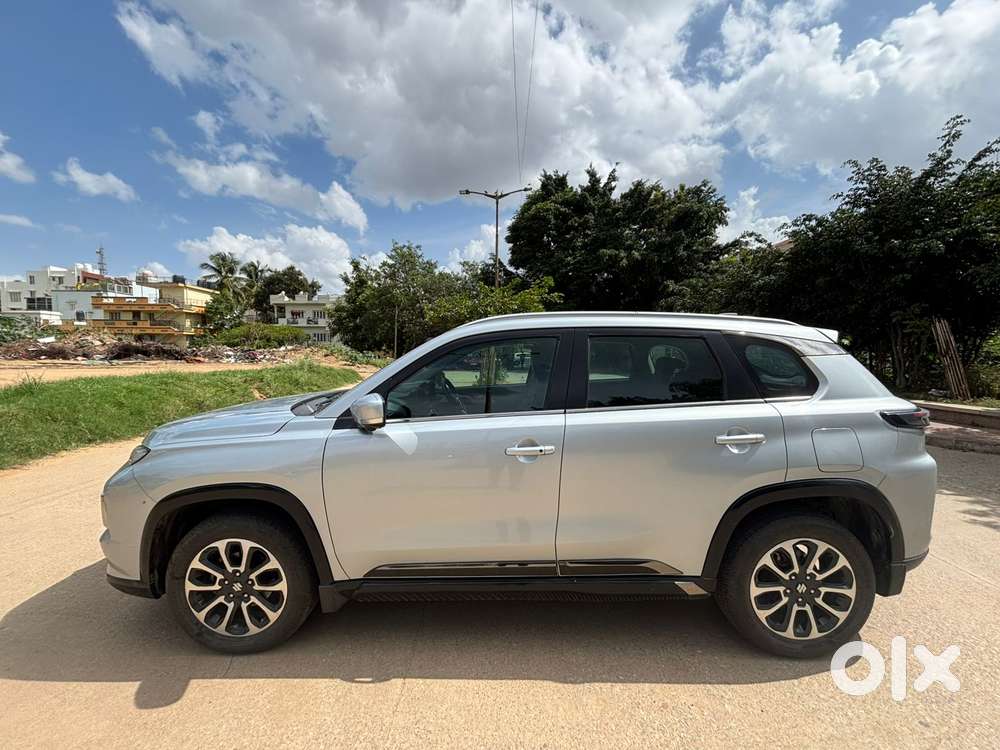 Maruti Suzuki Grand Vitara 1.5 Alpha Plus Intelligent Hybrid Ecvt, 2..