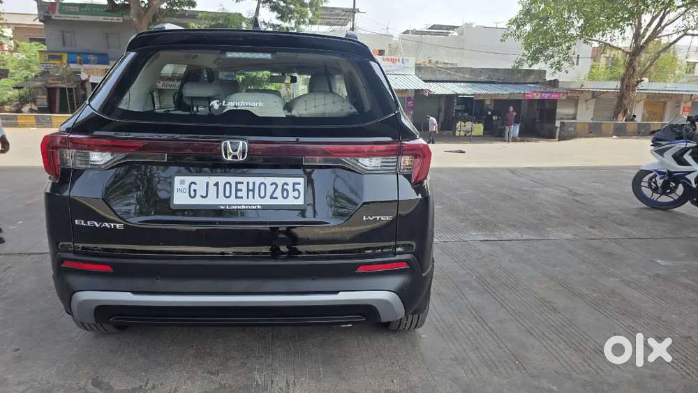 Honda Elevate 2026 Petrol 1650 Km Driven