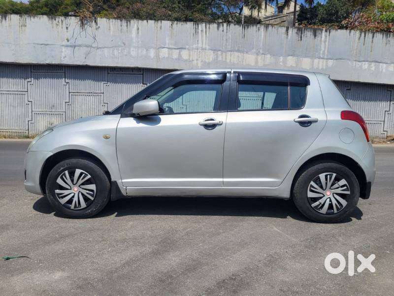 Maruti Suzuki Swift Vxi + Manual, 2010, Petrol