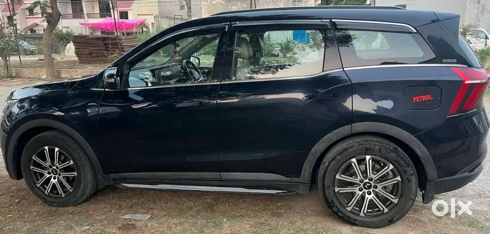 Mahindra Xuv700 2024 Petrol 39000 Km Driven