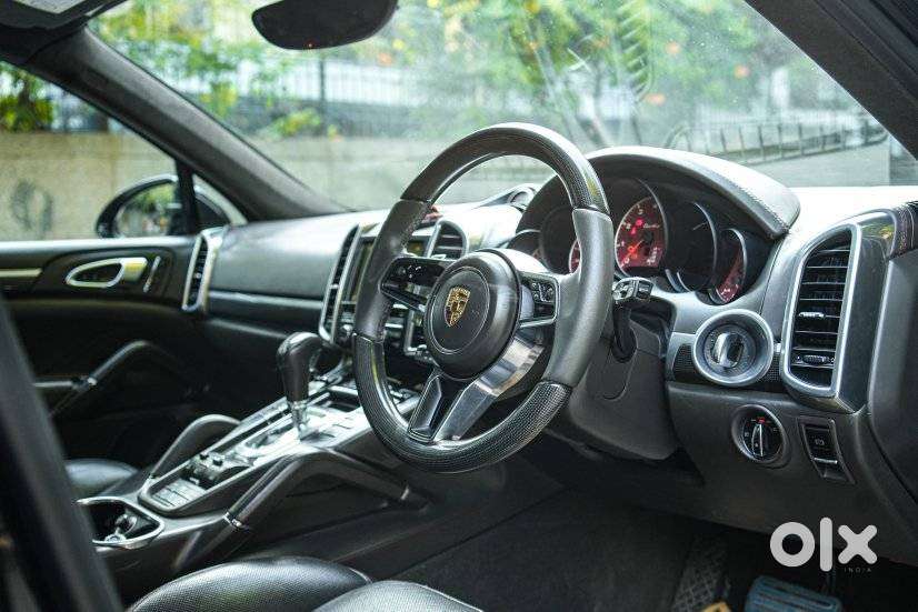 Porsche Cayenne Turbo S, 2015, Petrol