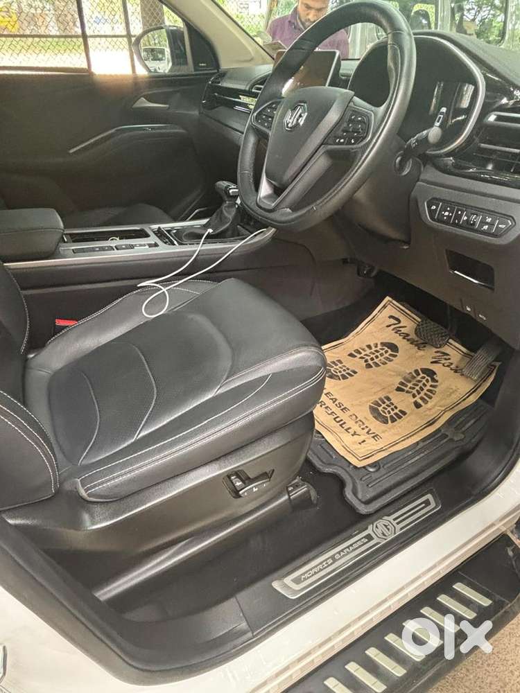 Mg Hector Plus Sharp 1.5 Turbo Limited Edition 7 Str Cvt Snowstorm
