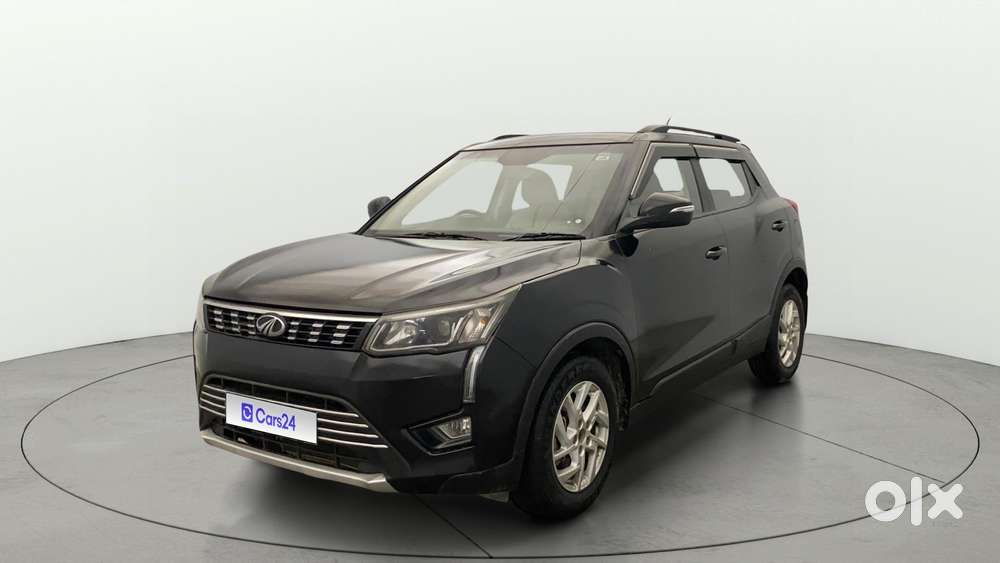 Mahindra Xuv300 W8, 2022, Petrol