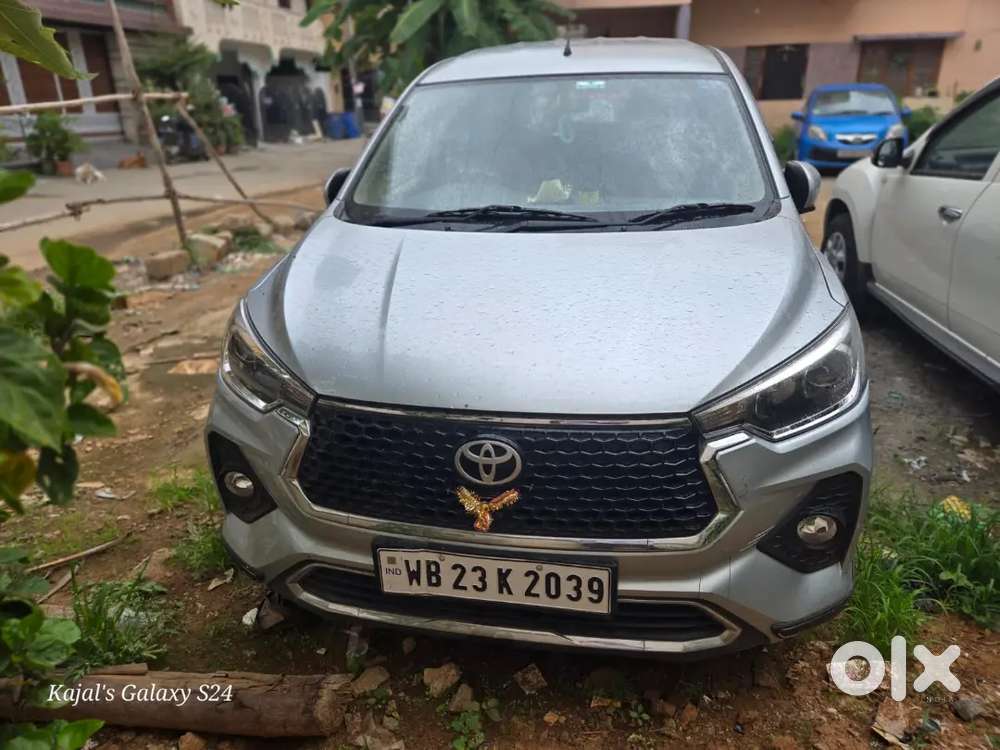 Toyota Rumion 2025 Petrol Well Maintained