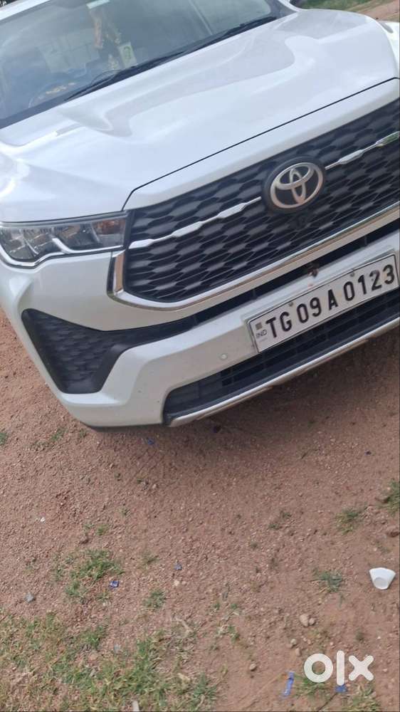 Toyota Innova Hycross 2023 Hybrid 7-str