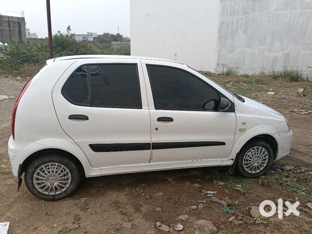 उत्तम कंडिशन मध्ये वापरलेली आहे एक हाती चाललेली गाडी आहे