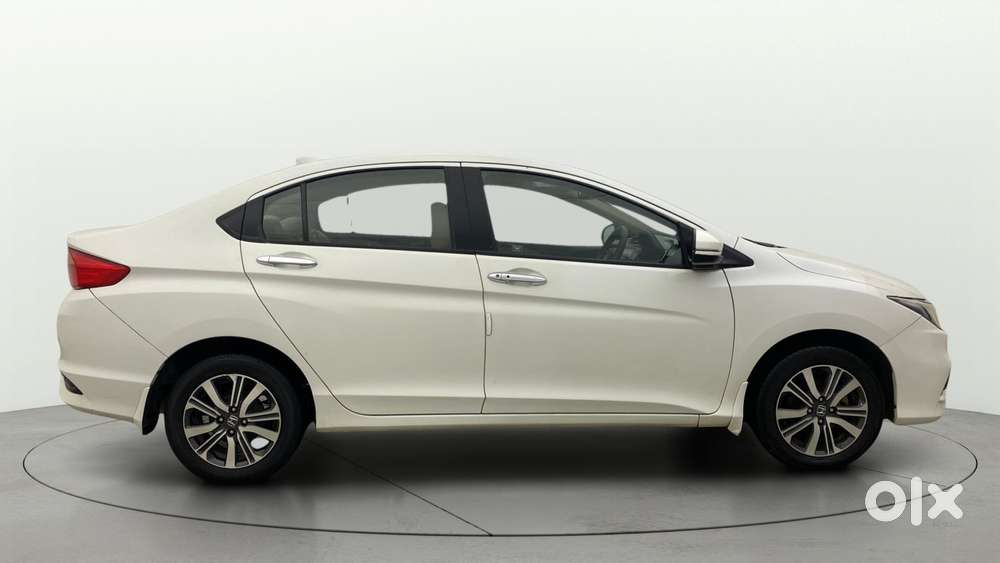 Honda City I-vtec V, 2018, Petrol