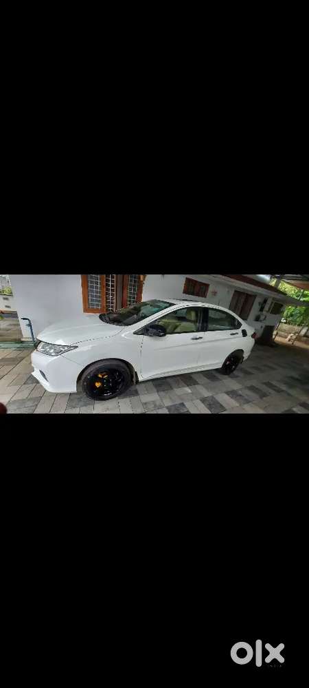 Honda City Vx Diesel (top Model) – 2015 With Sunroof