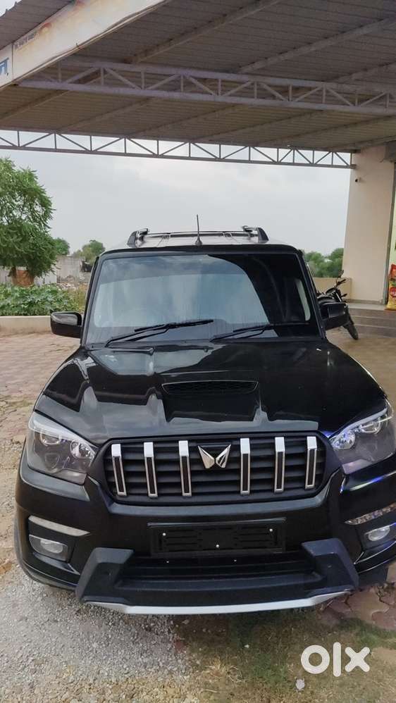 Mahindra Scorpio Classic 2023