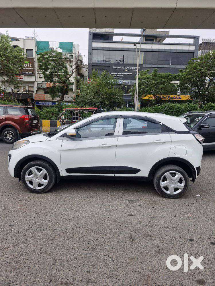 Tata Nexon 1.5 Revotorq Xm, 2019, Cng & Hybrids