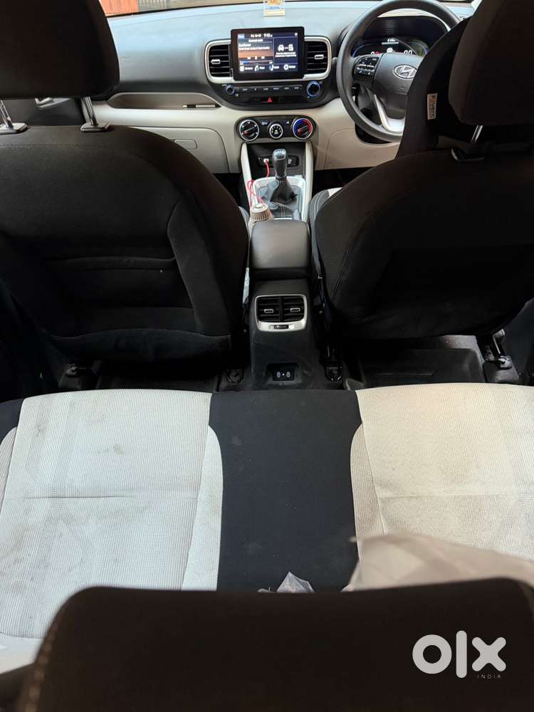 Hyundai Venue | Just 25,000 Km | Single Owner | Price Negotiable