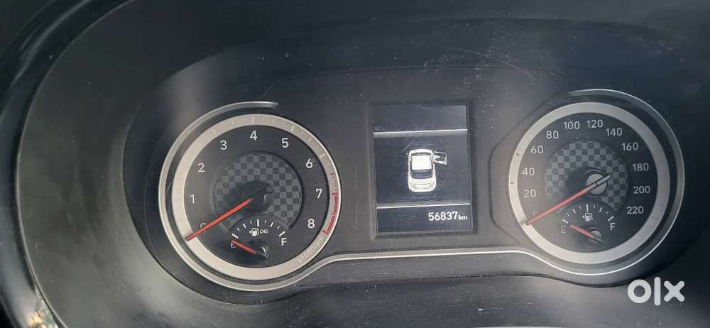 Hyundai Aura 1.2 Sx Cng, 2024, Cng & Hybrids