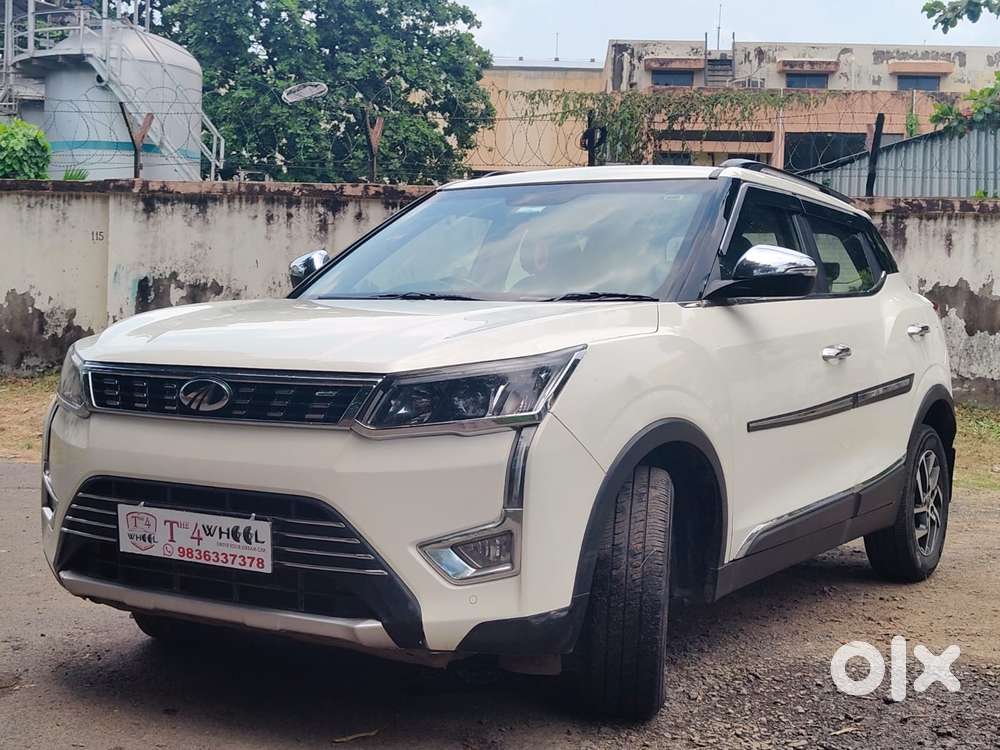 Mahindra Xuv300 W8 (o) 1.5 Diesel Amt, 2022, Diesel