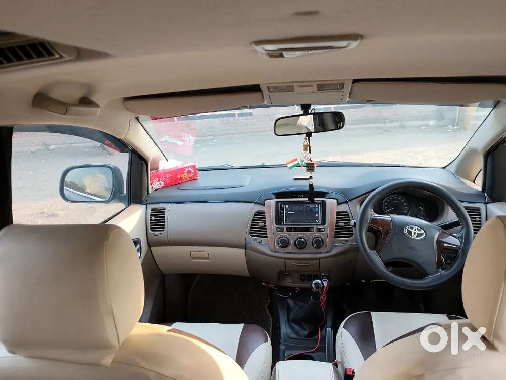 Toyota Innova 2015 Diesel Well Maintained