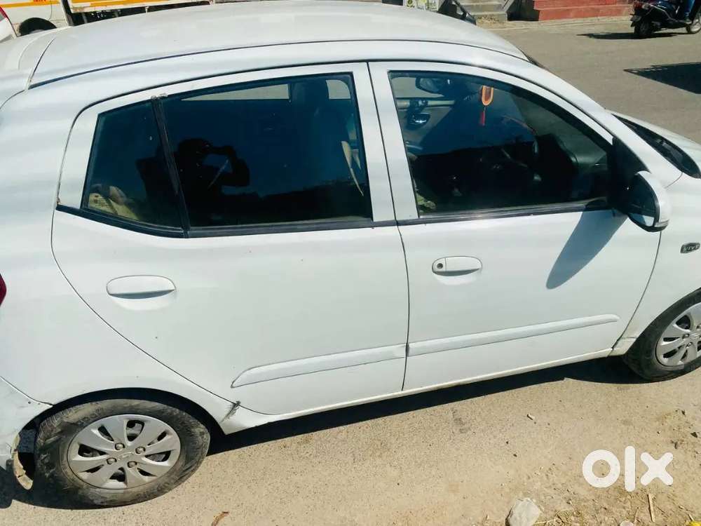 Hyundai I10 Sportz Petrol 2011