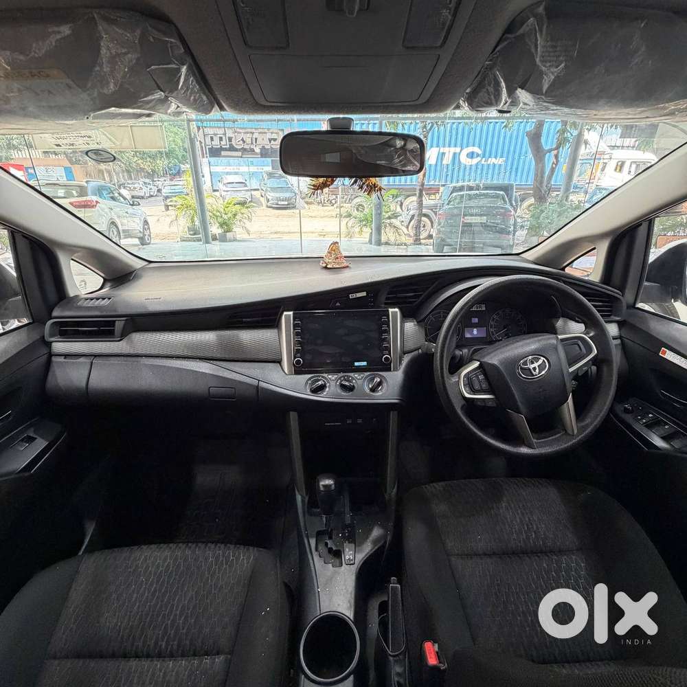 Toyota Innova Crysta [2020-ongoing] 2.4 Gx At 8 Str, 2022, Diesel