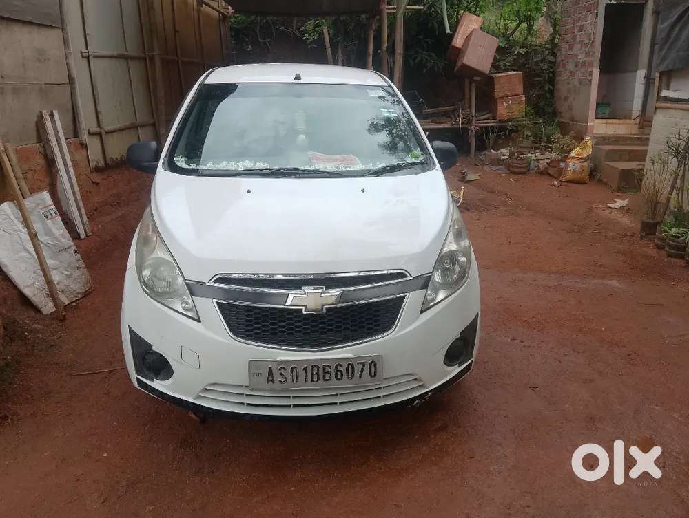 Chevrolet Beat Petrol 2013