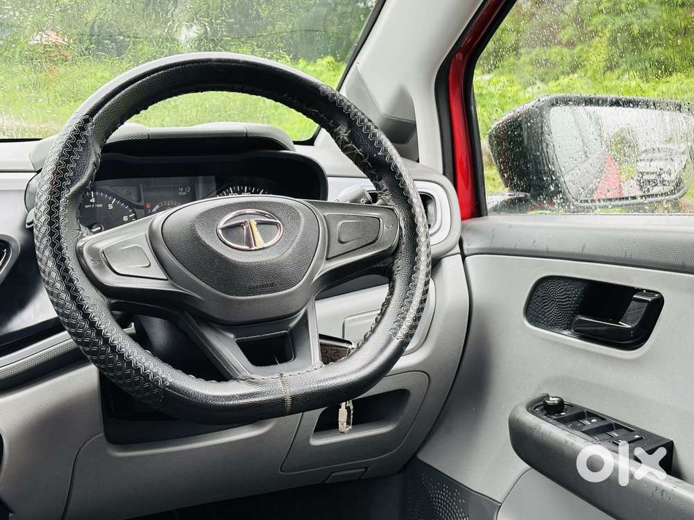 Tata Altroz 1.2 Xm Plus, 2020, Petrol