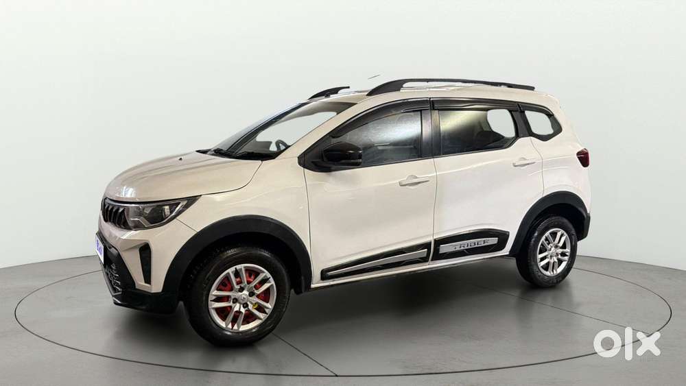 Renault Triber Rxt, 2023, Petrol