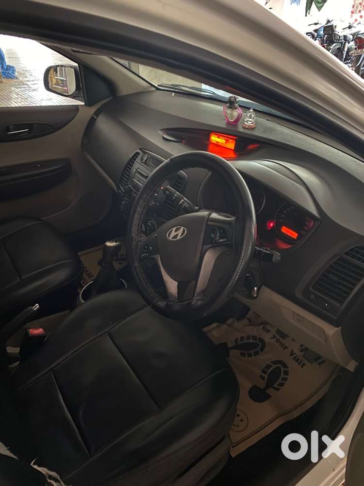 Hyundai I20 Diesel Manual 2010