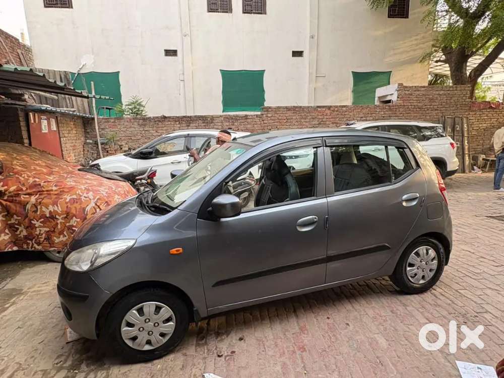 Hyundai I10 2010 Cng & Hybrids Well Maintained