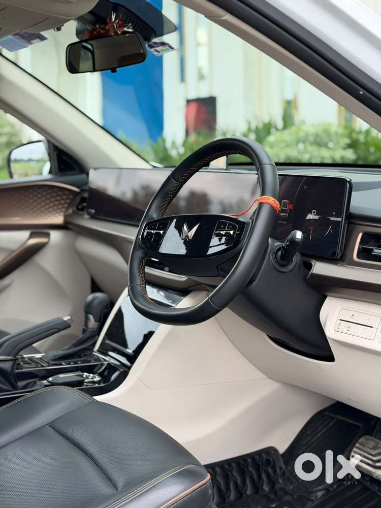 Mahindra Xuv 7xo Ax7, 2026, Petrol