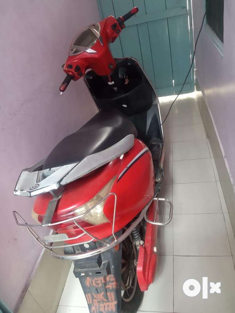 Electronic scooty ek dam mast condition - Scooters - 1754120746