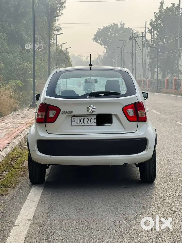 Maruti Suzuki Ignis 2018 Petrol 67500 Km Driven